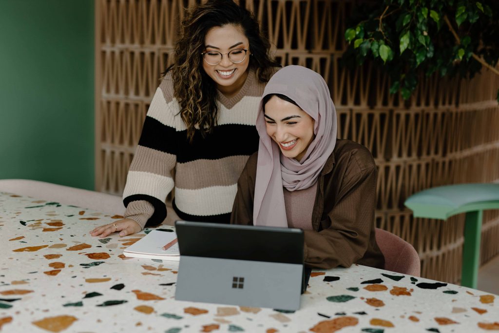 Tips on How to Get Sponsored by Brands as a Content Creator