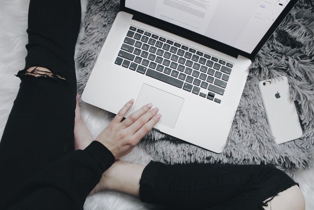 how to sell a digital product
